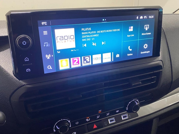 Vehicle image OPEL VIVARO