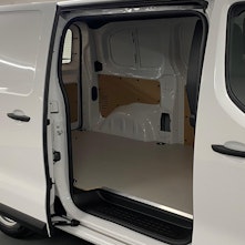 Vehicle image OPEL Vivaro Cargo 1.5 D 120 S/S