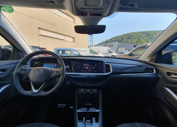 image du véhicule 8 image du véhicule 8