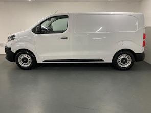 Vehicle image OPEL Vivaro Cargo 1.5 D 120 S/S