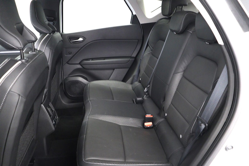 Vehicle image MITSUBISHI ASX