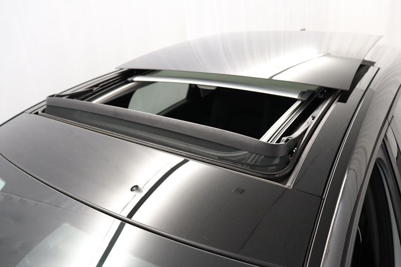 Vehicle image MITSUBISHI ASX