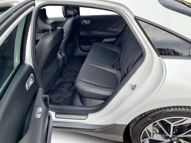 Hyundai Ioniq 6 Launch Edition 4WD