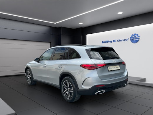 MERCEDES-BENZ GLC 220 d AMG Line 4matic 3