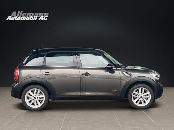 MINI Countryman R60 1.6i Cooper S ALL4: Prenotate ora una prova su strada!