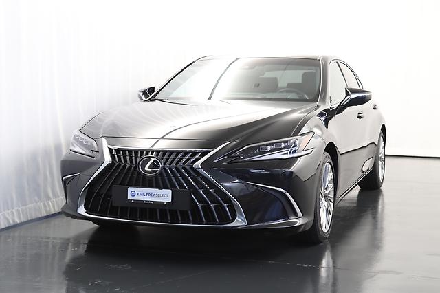 LEXUS ES 300h Excellence: Jetzt Probefahrt buchen!