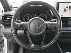 Toyota Yaris 1.5 VVT-i HSD Premium
