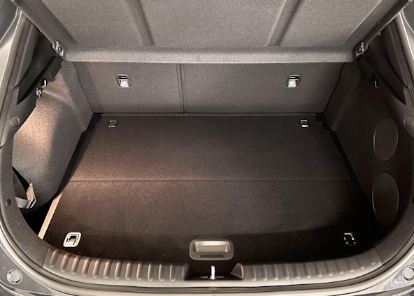 Vehicle image 15 Vehicle image 15