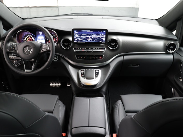 Vehicle image MERCEDES-BENZ V-CLASS