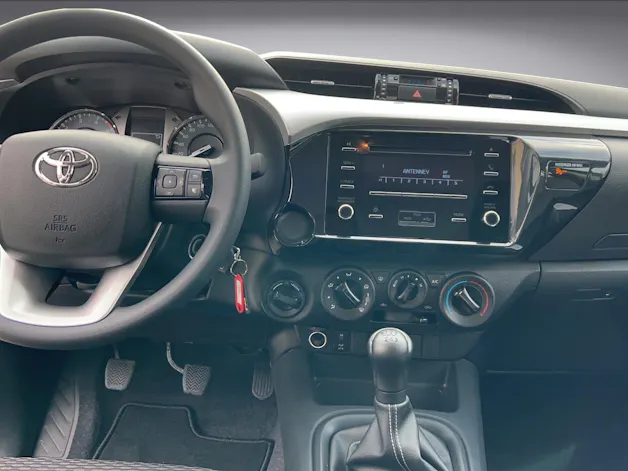 Toyota Hilux Double Cab.-Pick-up 2.4 D-4D 150 Comfort