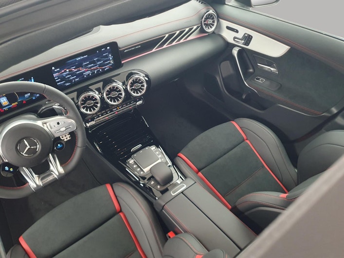 Vehicle image MERCEDES-BENZ CLA 35 AMG