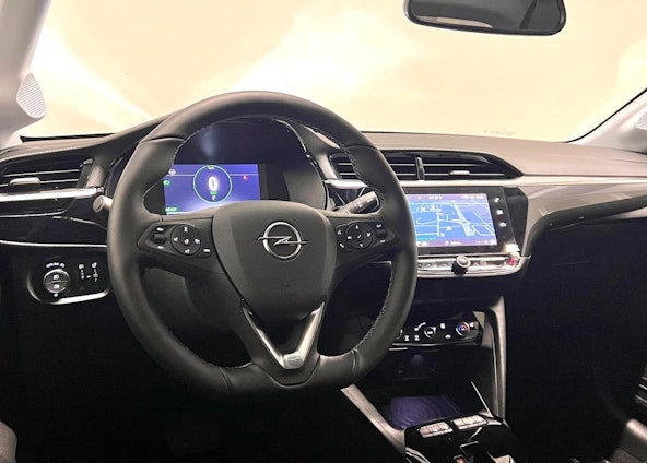 Vehicle image 8 Vehicle image 8