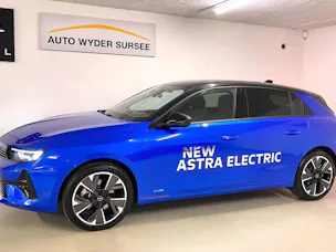 Opel Astra-e Swiss Plus