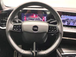 Opel Astra-e Swiss Plus