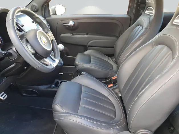 Fiat 595 Abarth 1.4 T-Jet 165 Turismo