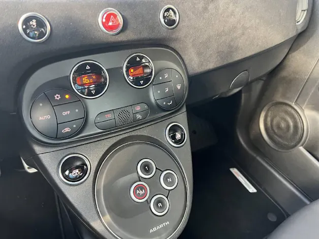 Fiat 695 Abarth 1.4 T-Jet 180 131 Rally Tributo