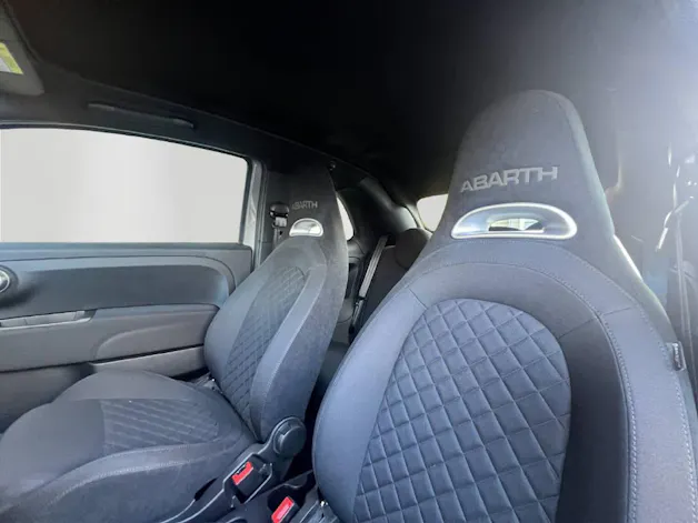 Fiat 595 C Abarth 1.4 T-Jet 165 F595