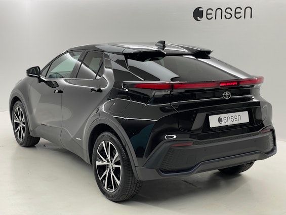 Vehicle image 4 Vehicle image 4