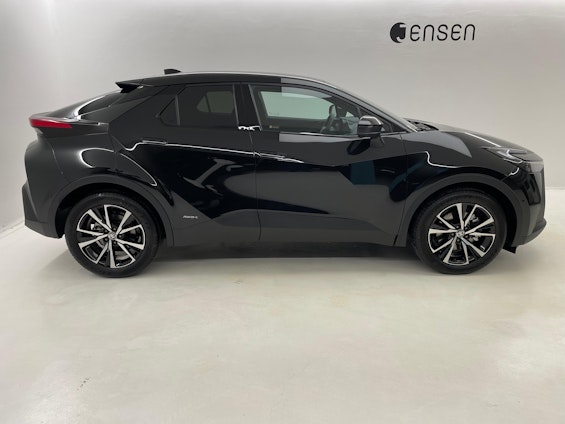 Vehicle image 2 Vehicle image 2