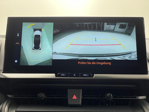 Vehicle image 11 Vehicle image 11