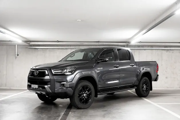Toyota Hilux Double Cab.-Pick-up 2.8 D-4D 204 Invincible MHEV