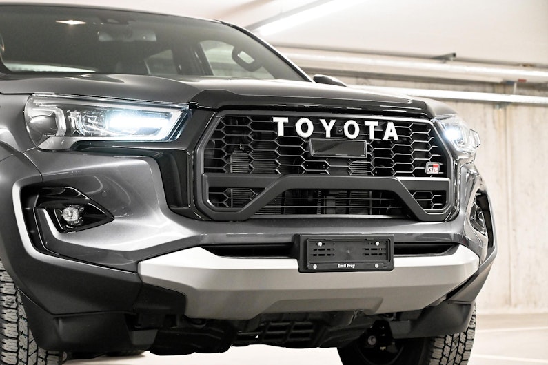 Vehicle image TOYOTA HI-LUX