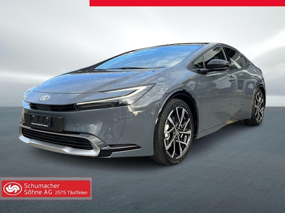 First vehicle image First vehicle image