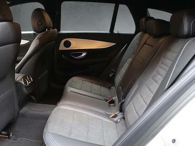 Mercedes-Benz E 220 d AMG Line 4Matic Kombi