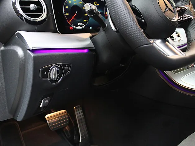 Mercedes-Benz E 220 d AMG Line 4Matic Kombi