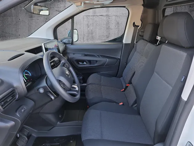 Toyota PROACE CITY Van L2 50KWh Active