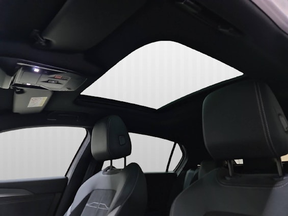 Vehicle image 13 Vehicle image 13