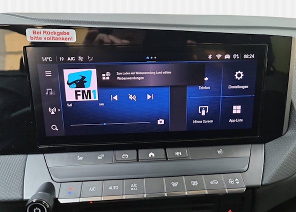 Vehicle image 13 Vehicle image 13