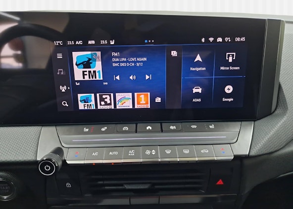 Vehicle image 14 Vehicle image 14