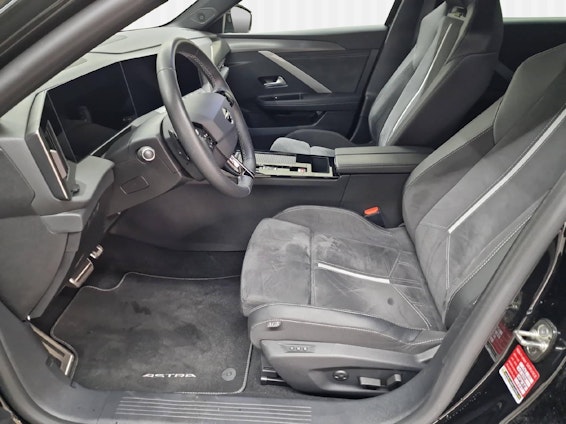 Vehicle image 5 Vehicle image 5