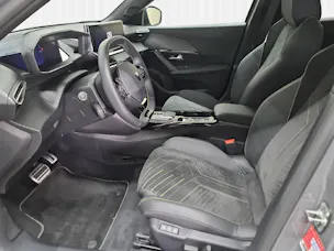 Peugeot E-2008 GT
