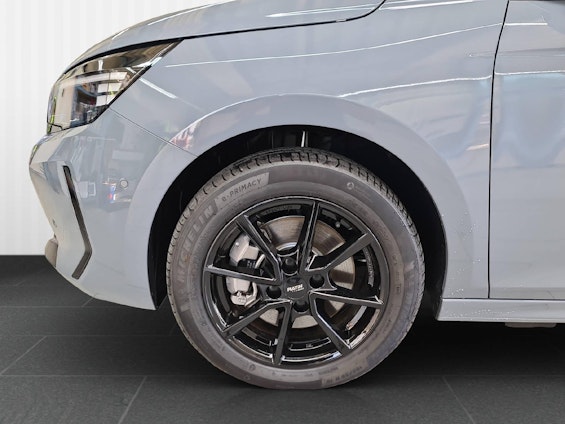 Vehicle image 11 Vehicle image 11