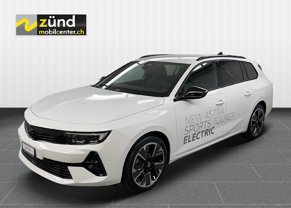 First vehicle image First vehicle image