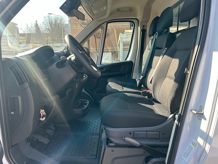 Vehicle image CITROEN JUMPER