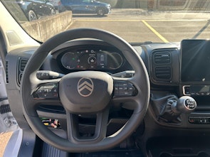 Vehicle image CITROEN Jumper Kaw. 33 L2H2 2.2 BlueHDi 140 S/S