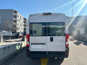 Vehicle image CITROEN Jumper Kaw. 33 L2H2 2.2 BlueHDi 140 S/S