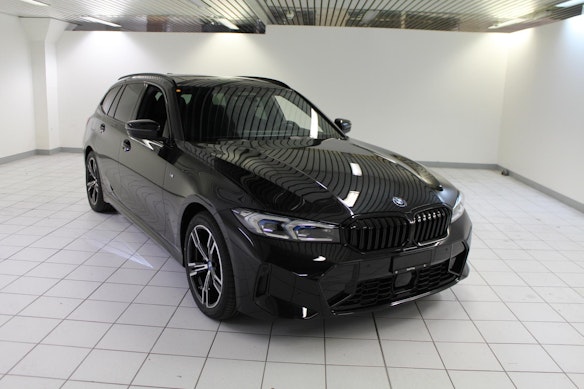 BMW 330e xDrive Touring 0