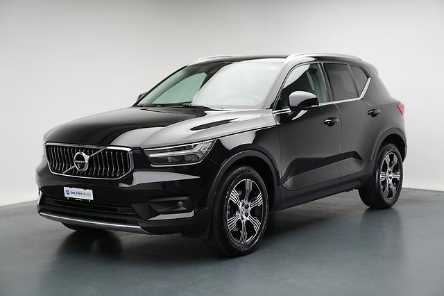 VOLVO XC40 2.0 B4 MH Inscription AWD: Jetzt Probefahrt buchen!