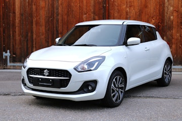 Vehicle image SUZUKI SWIFT 0