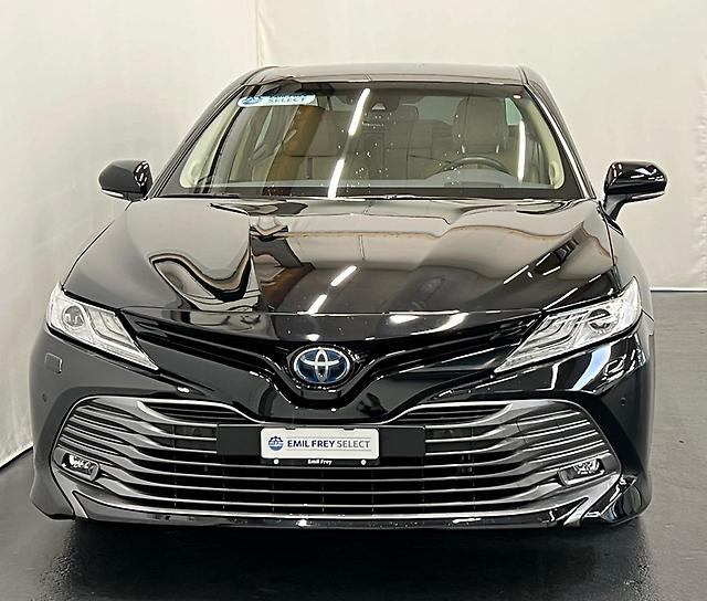 TOYOTA Camry 2.5 HSD Premium: Jetzt Probefahrt buchen!