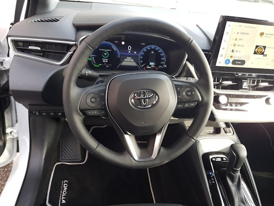 Vehicle image 10 Vehicle image 10