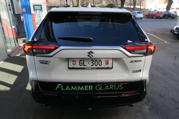 Vehicle image 18