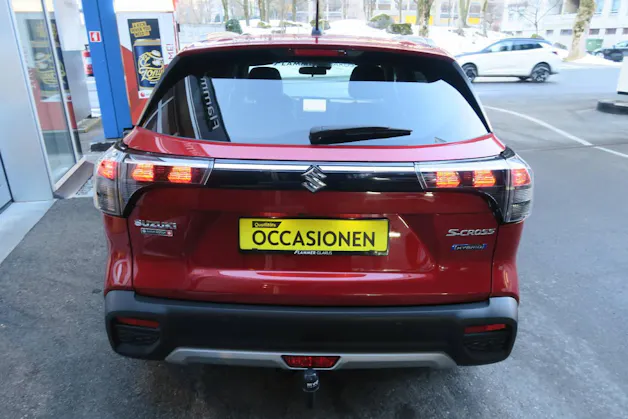 Suzuki S-Cross 1.5 Compact Top Hybrid 4x4