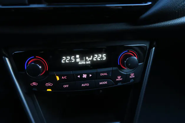 Suzuki S-Cross 1.5 Compact Top Hybrid 4x4