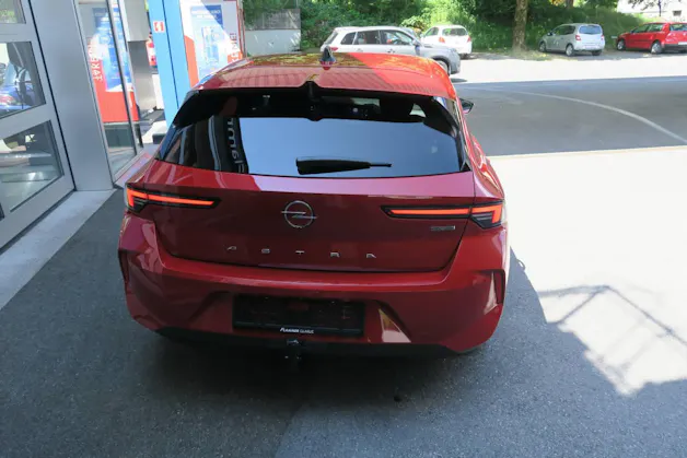 Opel Astra 1.6 T PHEV 180 Swiss
