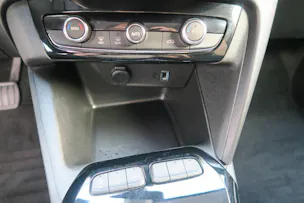 Opel Corsa 1.2 T Elegance
